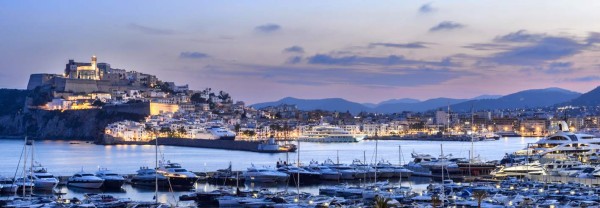 En Ibiza no hay 'casa” para tanta gente