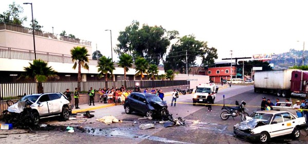 Joven empresario y un conductor mueren en triple colisión en Tegucigalpa