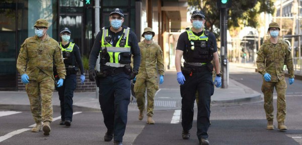 Australia saca el ejército a las calles para imponer confinamiento