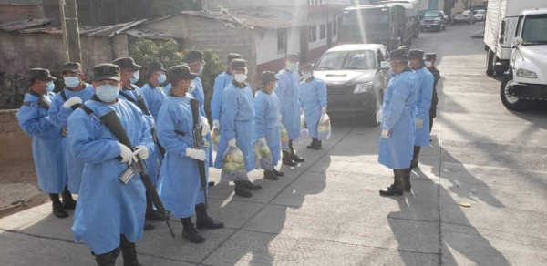 Tegucigalpa: Tres zonas reciben ración de alimentos