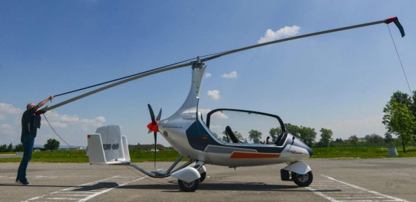 GyroDrive, un helicóptero que compite con los autos voladores