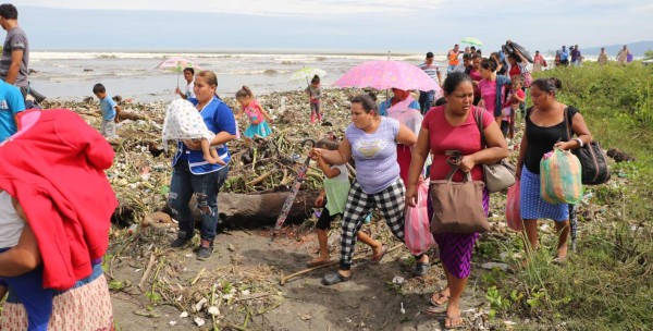 Damnificados de las barras en Omoa claman por reubicación