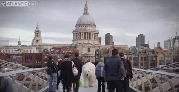 ¿Qué hace un oso polar en las calles de Londres?