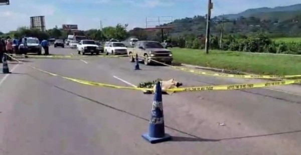 ﻿Conductor se fuga tras atropellar a hombre en Villanueva