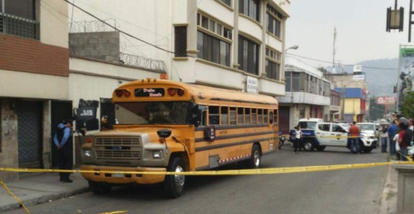 Dos muertos dentro de bus en Comayagüela