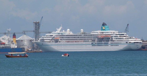 Más de 600 europeos llegan en crucero a Puerto Cortés