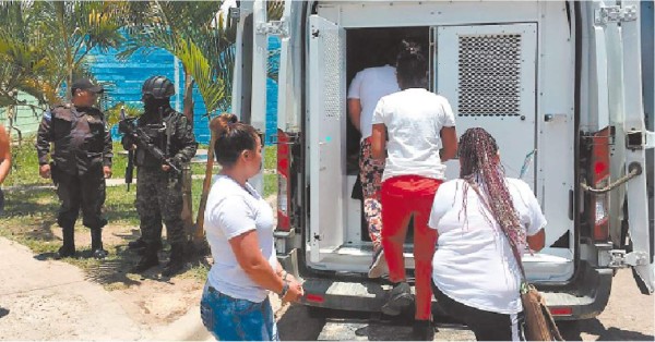 Trasladan de la cárcel de Támara a 14 reclusas consideradas peligrosas