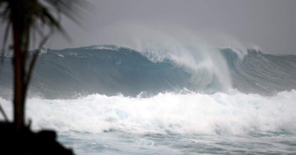 El huracán Matthew desciende a categoría 4 y se mantiene alerta para Jamaica
