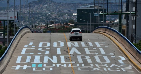 ¿Dónde está el dinero?, el graffitti que es viral en Honduras