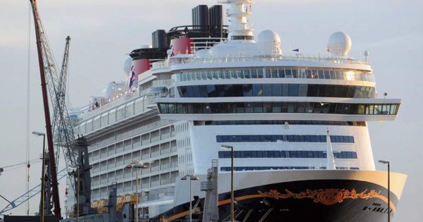 Disney Cruise suspende sus viajes hasta junio en EEUU