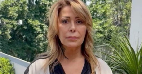 Alejandra Guzmán defiende a su padre tras ser acusado de abusar de su nieta