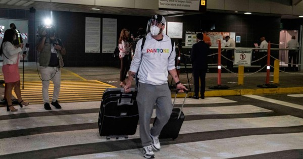 Costa Rica recibe primer vuelo comercial desde inicio de pandemia