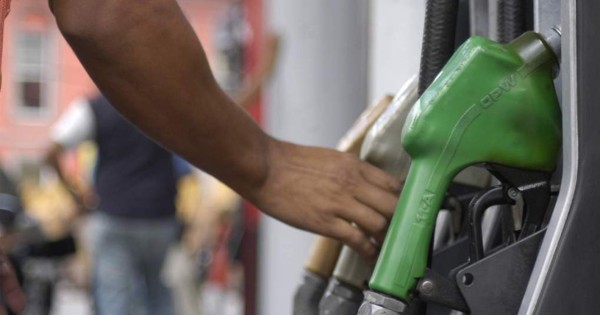 Gasolina superior costará casi 101 lempiras a partir del lunes