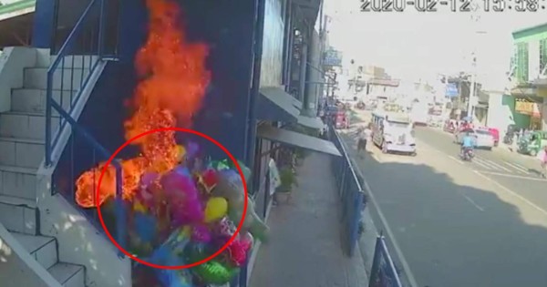 Video viral: jóvenes prenden fuego a vendedor de globos; sobrevive de milagro