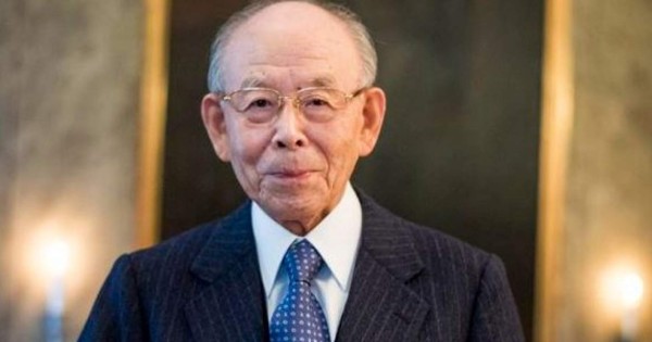 Muere el científico japonés que recibió el Nobel por su 'revolucionaria' luz LED