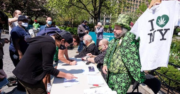 Marihuana gratis para los vacunados de covid-19 en Nueva York