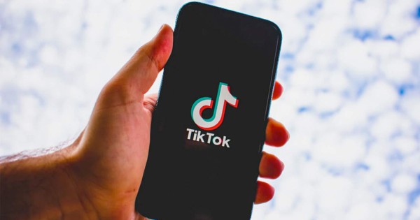 TikTok le declara la guerra a Facebook