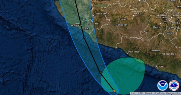 Tormenta Dolores toca tierra en la costa pacífica de México