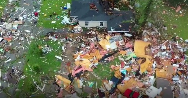 Tormenta Claudette se intensifica y amenaza a Carolina del Norte