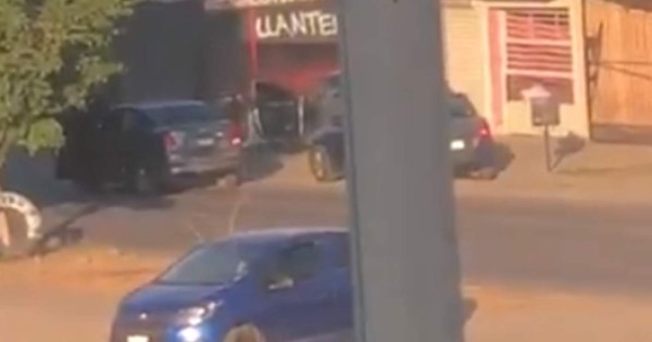 Video viral: momento en el que matan de 100 balazos a mando policial