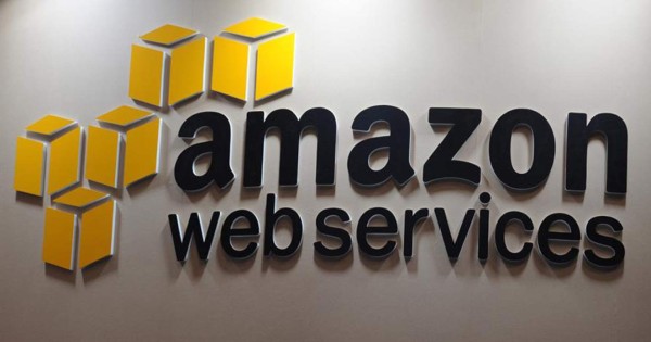 Amazon Web Services cae y deja sin servicio a miles de webs y plataformas