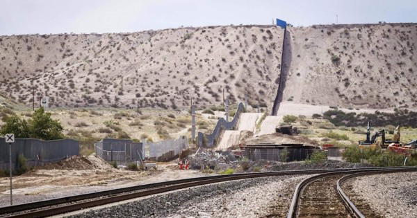 Trump visitará la construcción del muro con México en Texas
