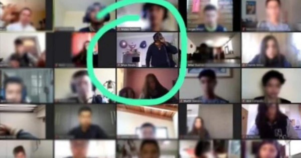 Video viral: asaltan a estudiante durante clase en línea por Zoom