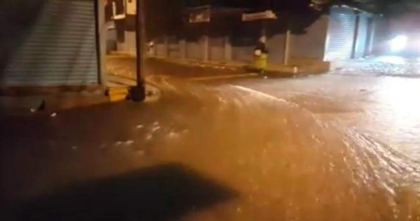 Siguatepeque amanece inundada tras fuertes lluvias