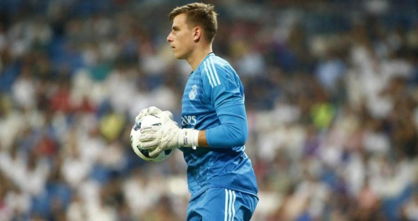 Real Madrid anuncia salida del portero ucraniano Lunin