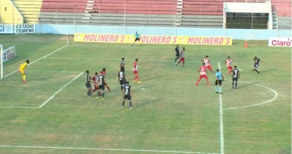 Video: El espectacular zurdazo de Jessé Moncada que evitó la derrota del Motagua ante Vida