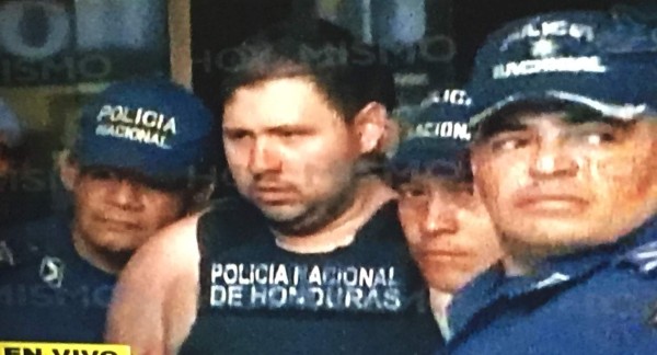 Policía presenta a supuesto asesino de Eduardo Montes