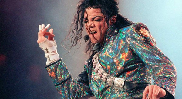 10 escándalos que destruyeron a Michael Jackson