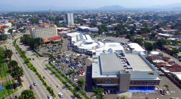 El desarrollo comercial de San Pedro Sula ha sido evidente en los últimos 20 años.
