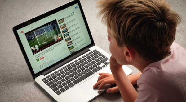 YouTube toma medidas estrictas para proteger a los niños