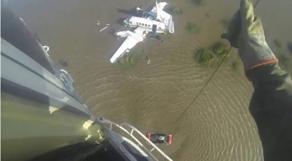 VIDEO: Cinco muertos deja accidente aéreo en Uruguay