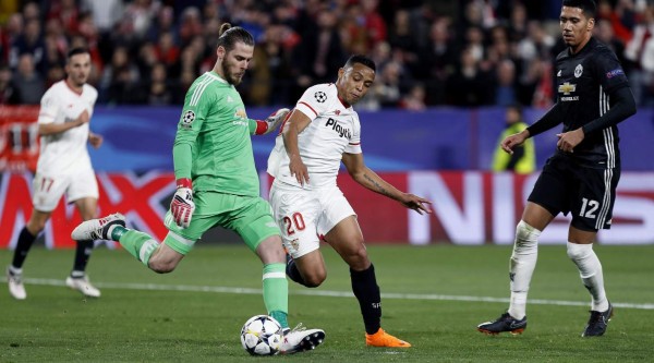 Manchester United sacó un valioso empate frente al Sevilla