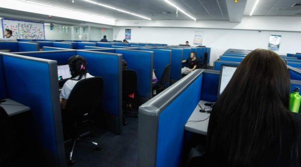 Dos nuevos 'call center” darán más de dos mil empleos en San Pedro Sula