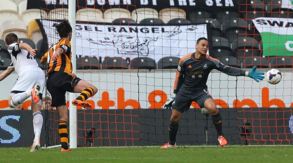 Reaparece Maynor Figueroa y Hull City vuelve al triunfo