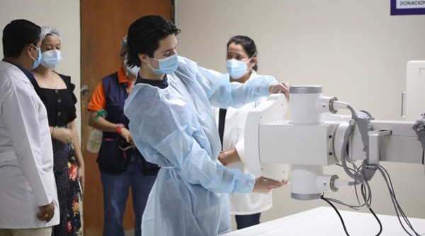 Inspeccionan hospitales del Valle de Sula para constatar buen manejo en atención de pacientes covid