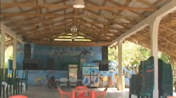 El vídeo muestra el área de la piscina donde se produjo el crimen de la Miss Honduras Mundo y su hermana.