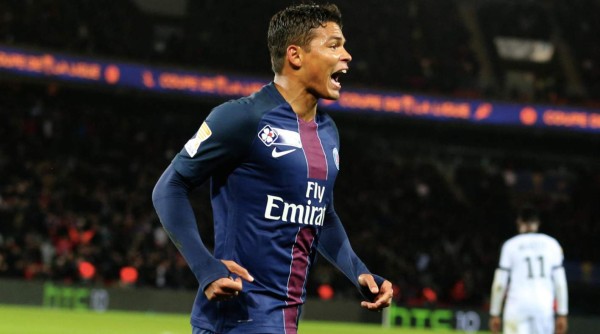 ¡No fue Alves! Thiago Silva, fue el jugador clave para llegada de Neymar al PSG