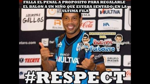 Con memes se burlan del penal fallado por Ronaldinho