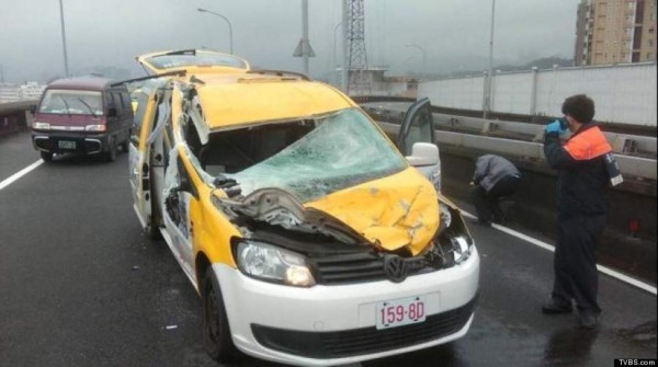 Milagro: taxista sobrevive a accidente de avión en Taiwán