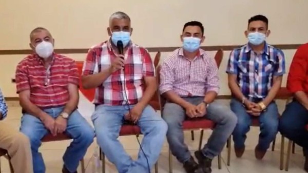 Alcaldes de 11 municipios de Copán se unen para solicitar donación de vacunas a El Salvador  