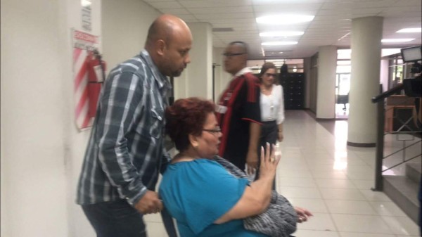Jueza manda a Ada Muñoz de nuevo a prisión