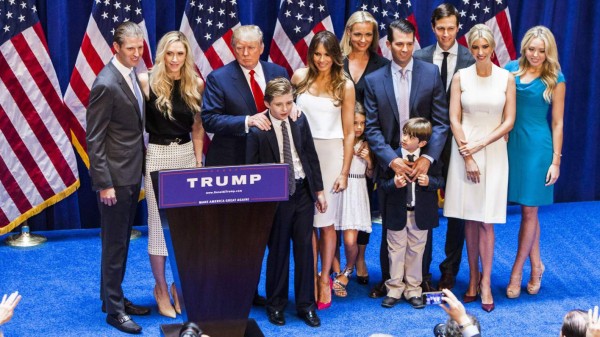 Insólito: Hijos de Donald Trump no votarán por el magnate
