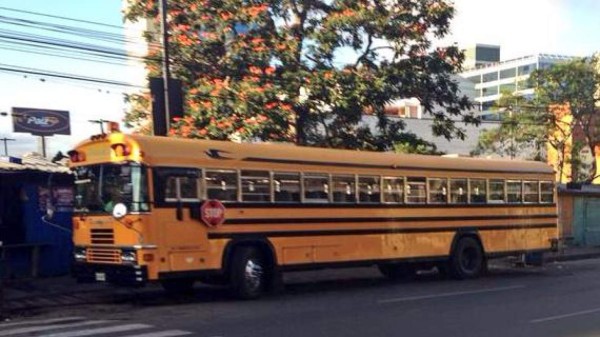 Atacan a balazos a conductor de bus en Tegucigalpa