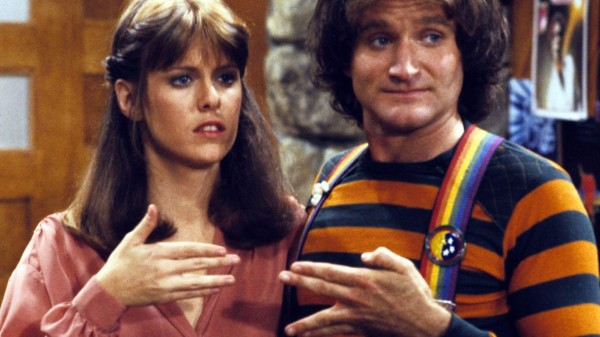 Revelan el lado perverso de Robin Williams en 'Mork y Mindy'