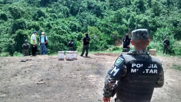 Incineran 132 kilos de cocaína en La Ceiba  