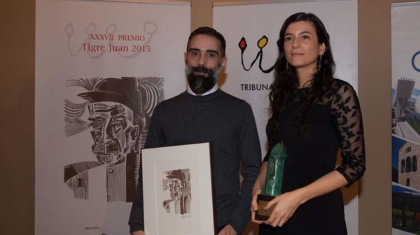 Escritora argentina gana premio literario Tigre Juan   